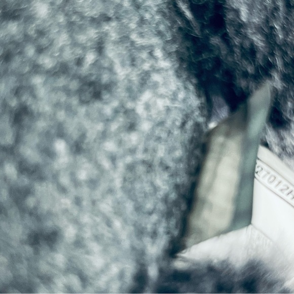 SOLD🌟UGG • Waterproof Boots • Size 6 • Women - Picture 8 of 11